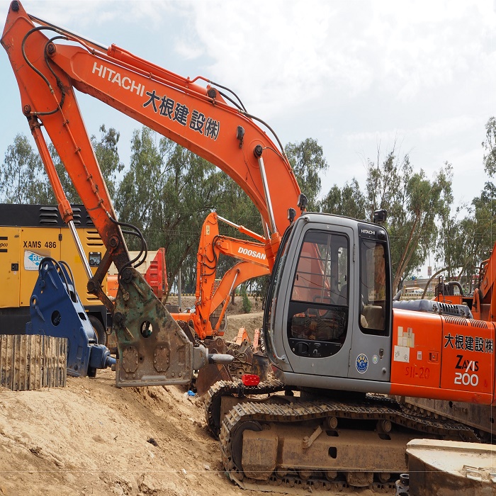 Hitachi EX200-5 Hydraulic Excavator
