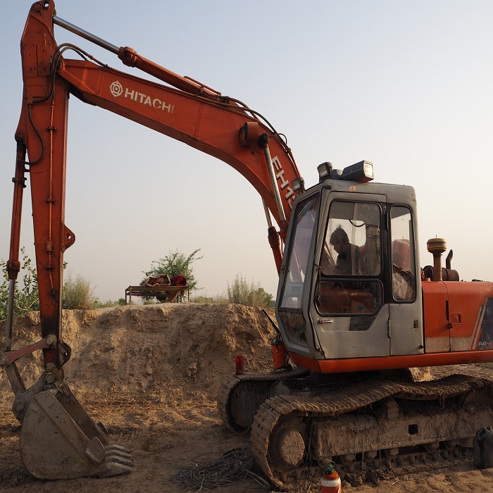 Hitachi FH130  Hydraulic Excavator