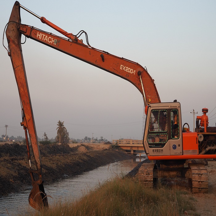 HITACHI FH200 Hydraulic Excavator
